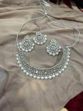 Silver Pearl Choker Necklace and Earrings Set